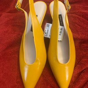 Zara sling back shoes, color-yellow/mustard/gold color